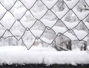 Налипання снігу та ожеледиця: жителів Кіровоградщини попередили про погіршення погодних умов фото 1