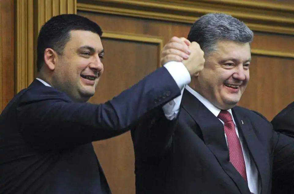 Піррова перемога: скільки протримається «клаптиковий» Кабмін Гройсмана фото 1