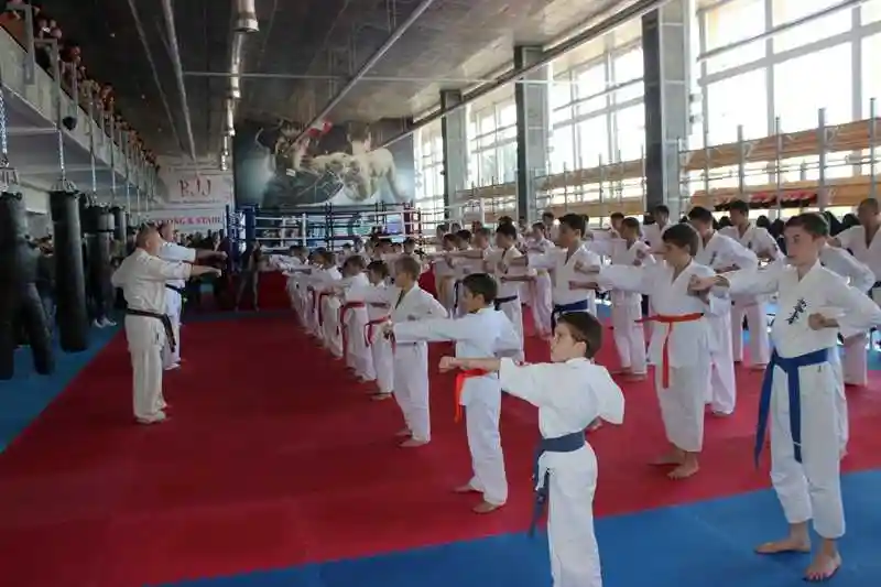 У Кіровограді відкрито потужний спорткомплекс