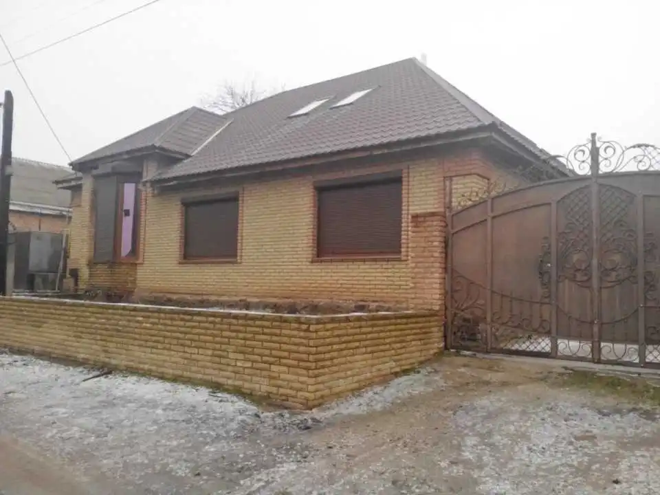 У Кропивницькому пустять з молотка двоповерховий маєток із земельною ділянкою (ФОТО)