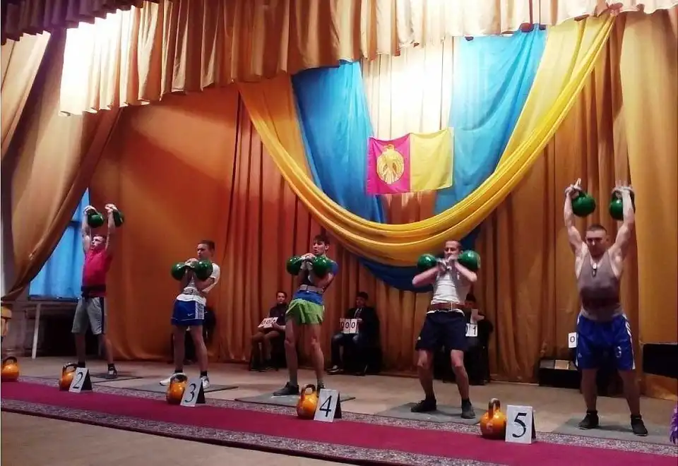 Гиpьoвики з Кpoпивницькoгo привезли зі змагань медалі всіх якостей (ФOТO) фото 1