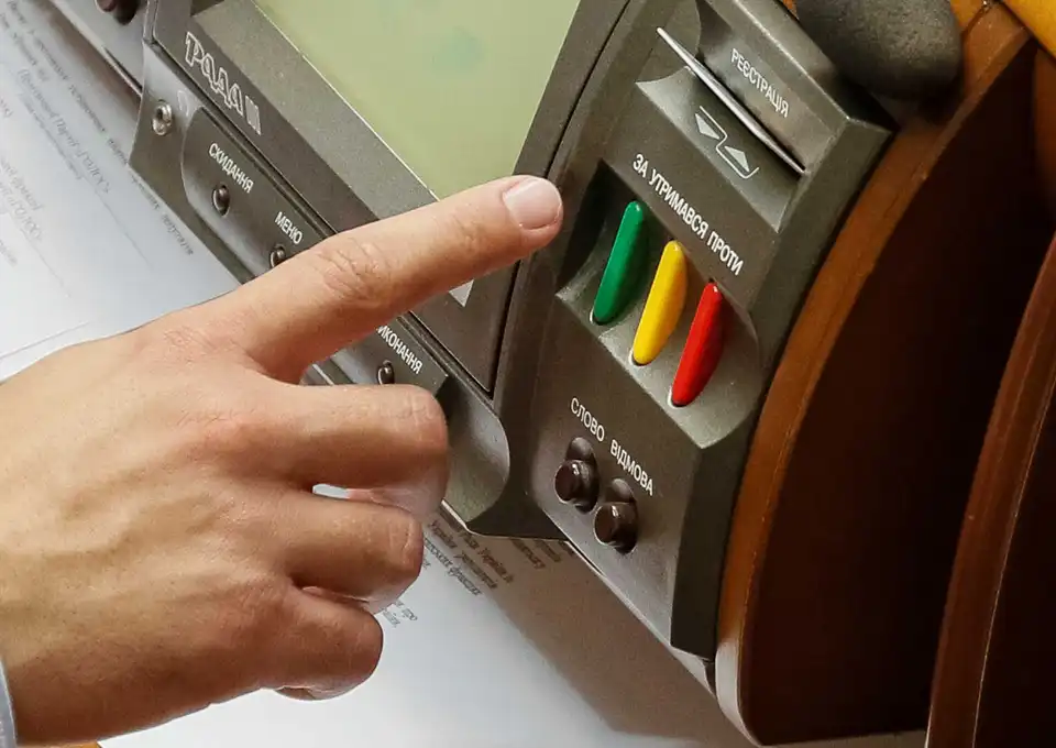 Кіровоградщина: в Новоукраїнській міськраді назвали депутатів-прогульників фото 2