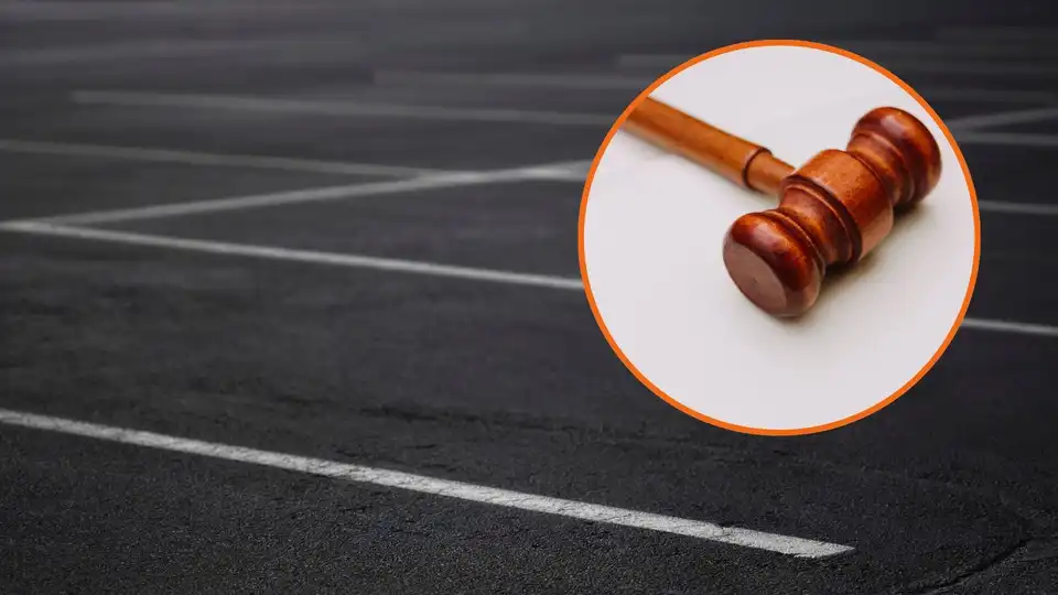 Побив за місце на парковці: у Кропивницькому засудили чоловіка