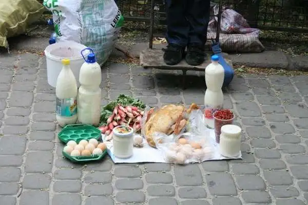 У Кіровограді «стихійне» молоко може бути смертельно небезпечним фото 1