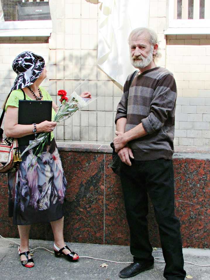 У Кіровограді відкрили меморіальну дошку родоначальнику українського необарокко (ФОТО) (фото 5)