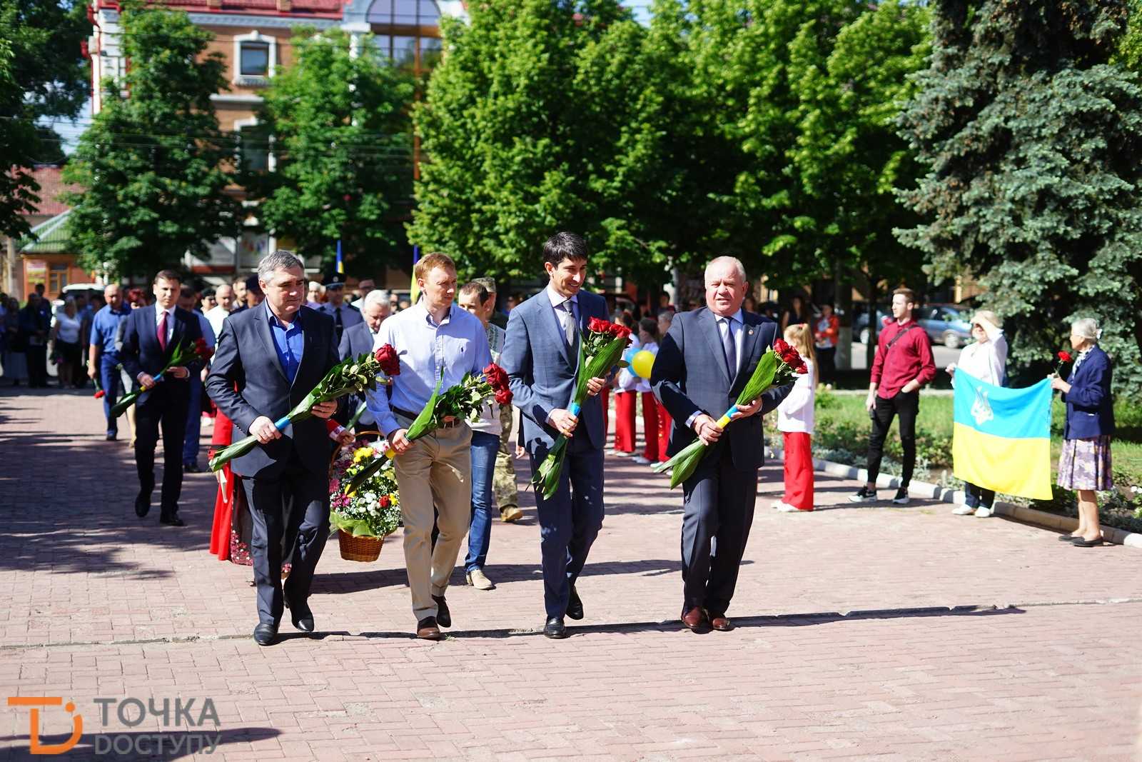 У Кропивницькому відзначили річницю перепоховання Тараса Шевченка (ФОТО) (фото 2)