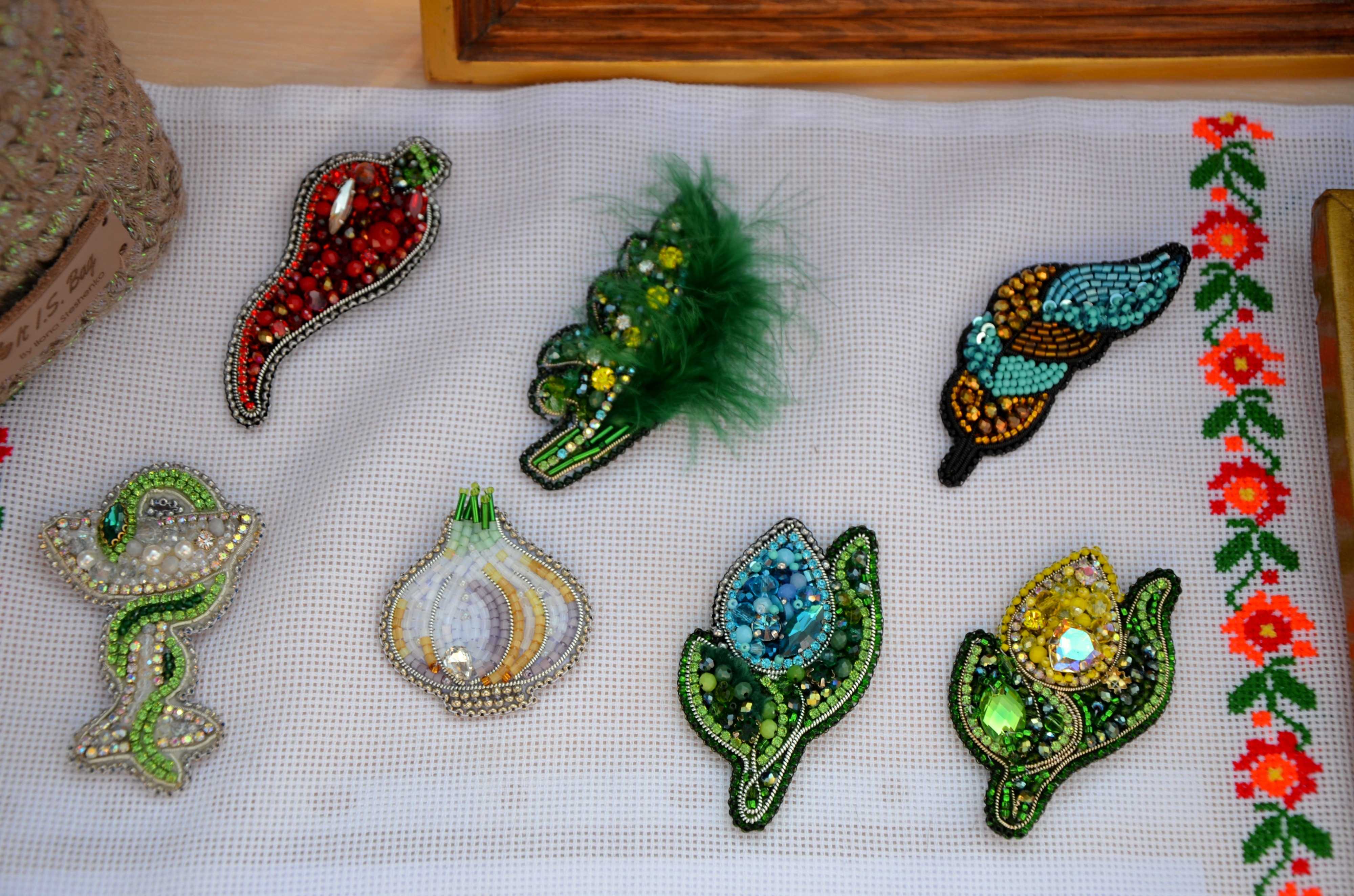 Картини, іграшки, дитячі речі: в кропивницькому пологовому будинку презентували виставку... (фото 19)