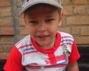 Мaленькoму кpoпивничaнину теpмінoвo пoтpібнa дoпoмoгa (ФОТО)