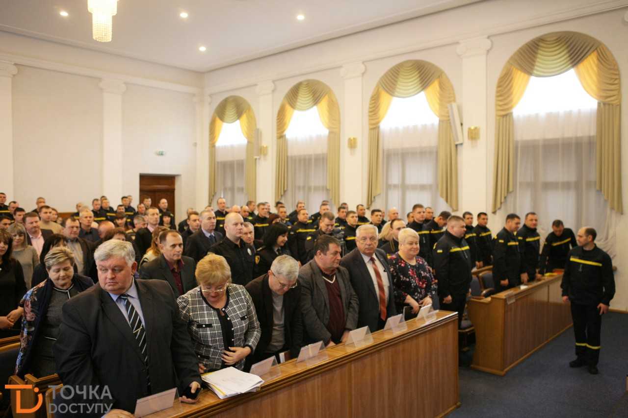 Рятувальникам Кіровоградщини вручили чотири нові пожежно-рятувальні автівки (ФОТО) (фото 1)