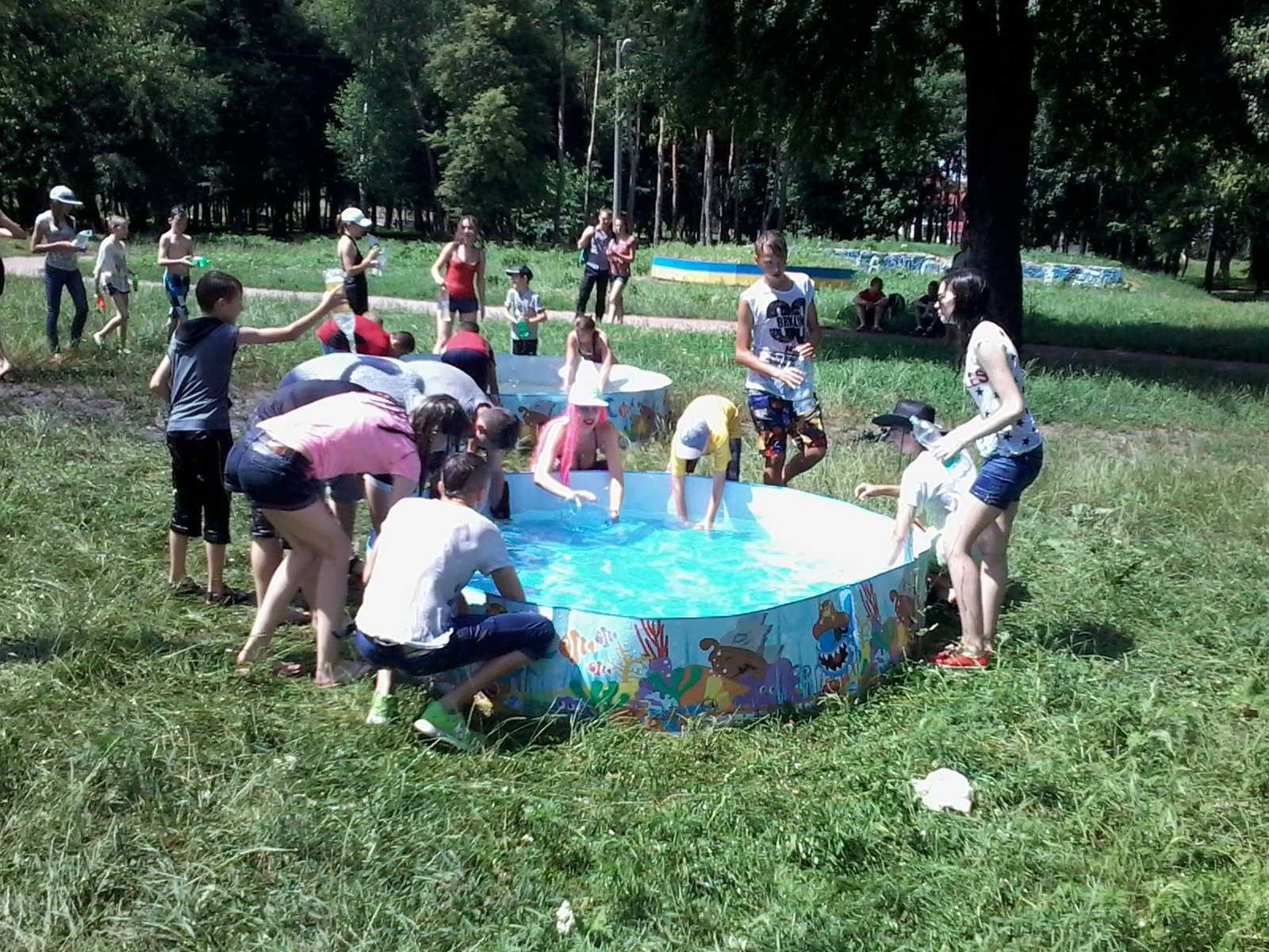 Літо без пляжів: як відпочивають жителі Кіровограда під час неймовірної... (фото 1)