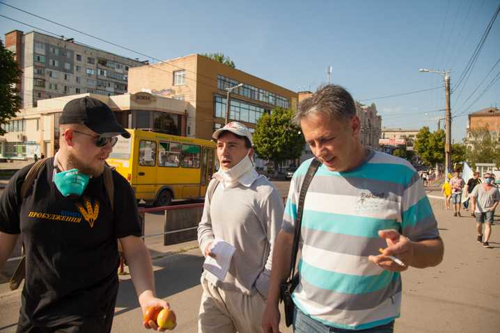 Кіровоградців вмовляли не палити (ФОТОРЕПОРТАЖ) (фото 5)