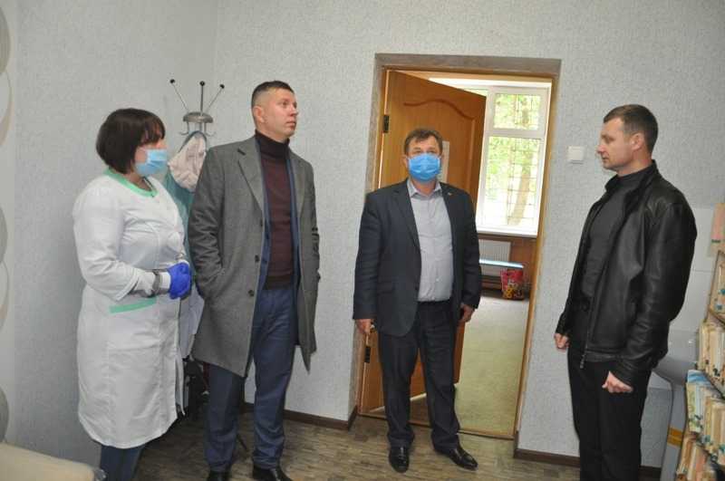 Висока зарплата й будинок: у село на Знам'янщині запрошують на... (фото 2)