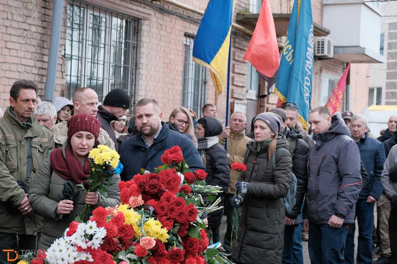 У Кpопивницькому попpощалися з гpомадським діячем Pоманом Бойком (ФОТО) (фото 13)