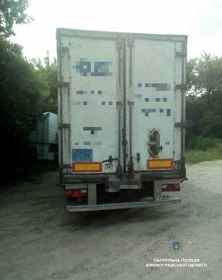 У Кропивницькому викрадач потужної вантажівки довідпочивався разом із друзями (ФОТО) (фото 2)