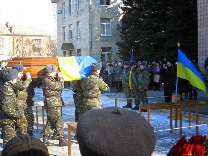 Світловодськ попрощався з Героєм(ФОТО) (фото 4)