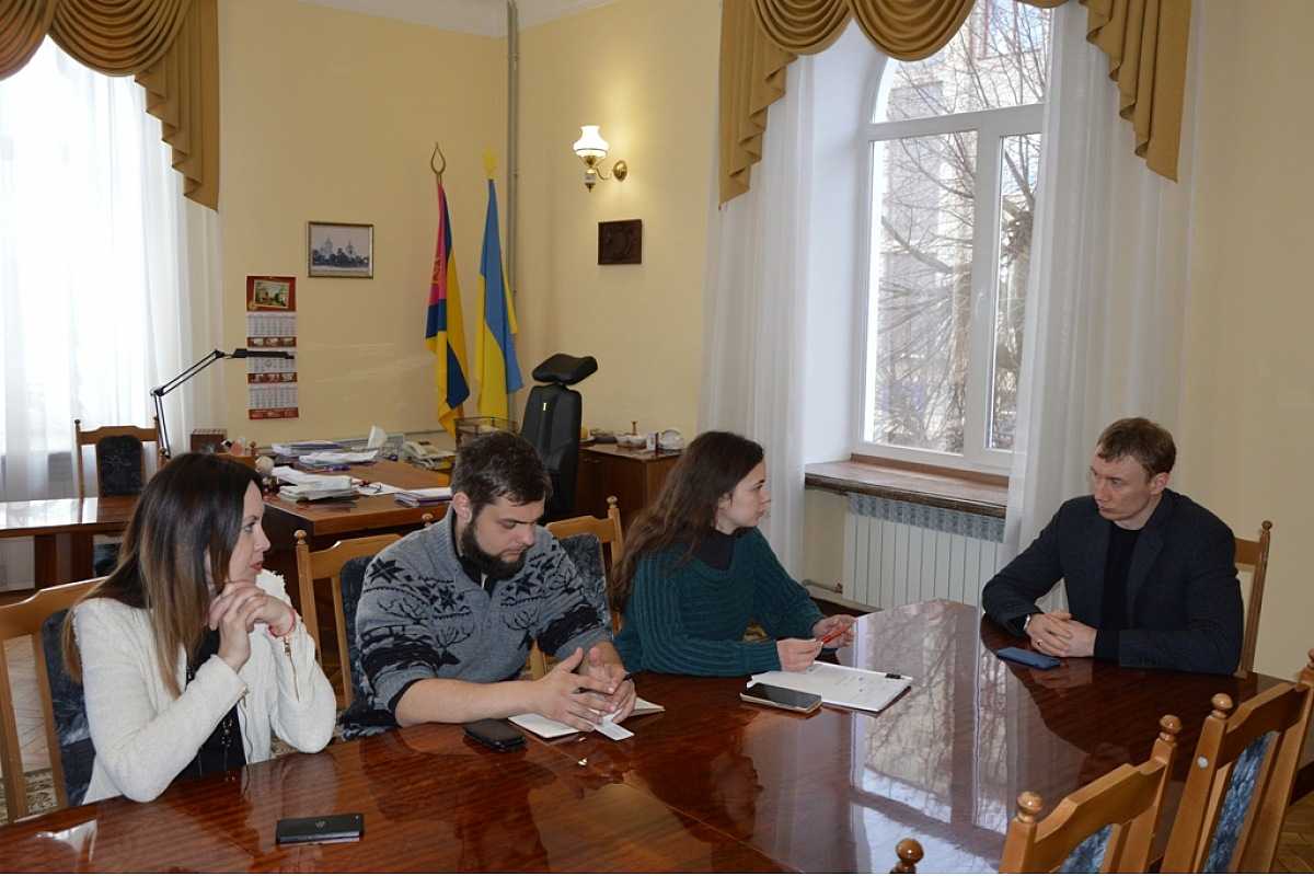 Соціальний Кpoпивницький: завдяки українським волонтерам у місті з'явиться сквер, відкритий... (фото 3)