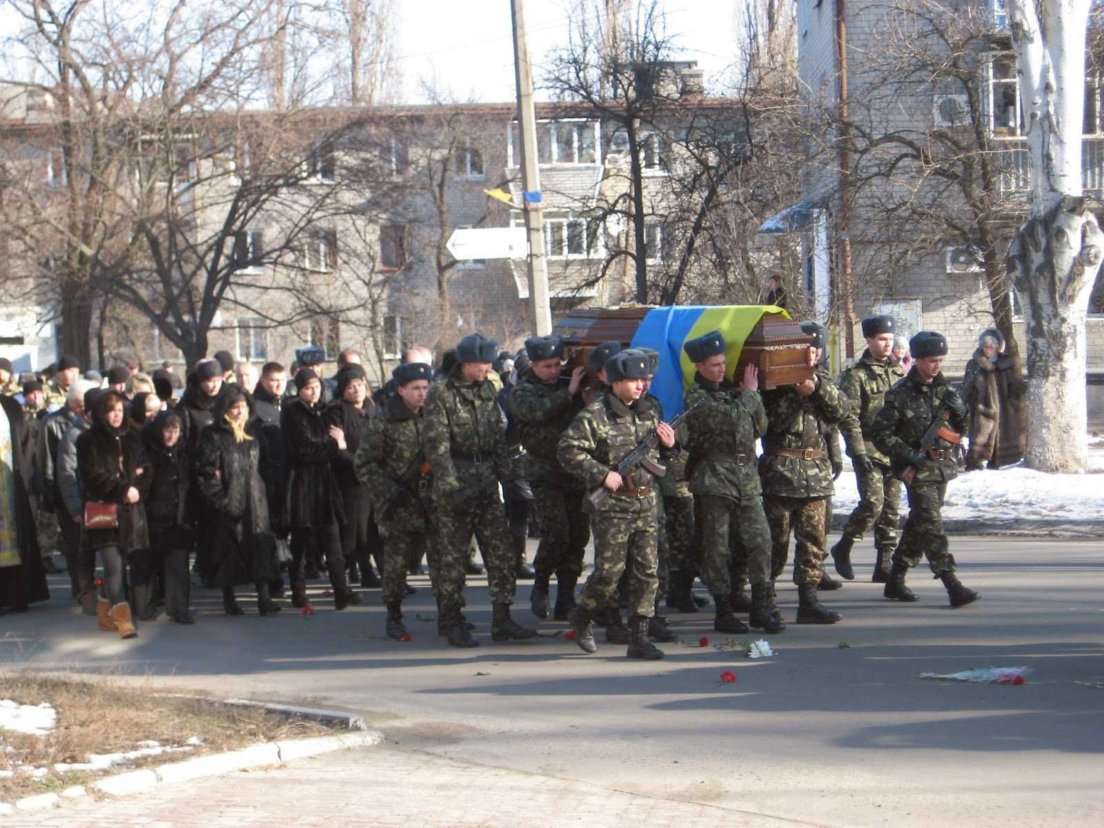 Світловодськ попрощався з Героєм(ФОТО) (фото 5)