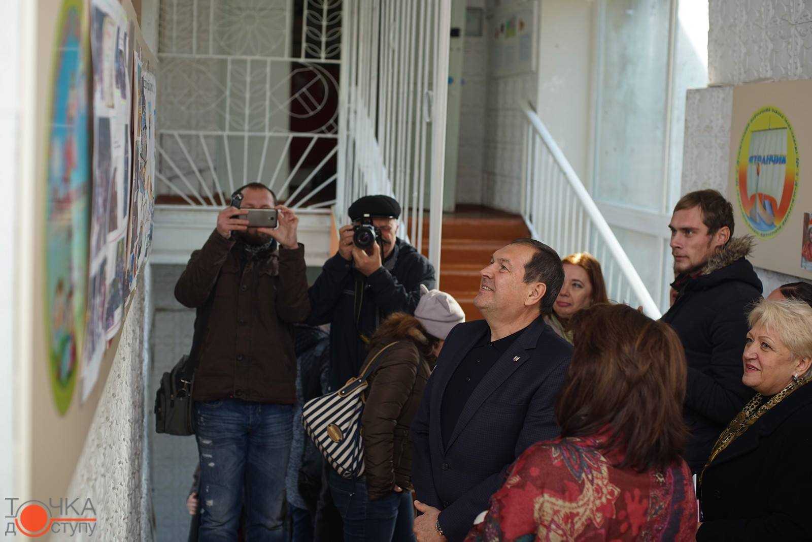 Гратися при +16: міський голова Кропивницького з журналістами відчули на... (фото 2)