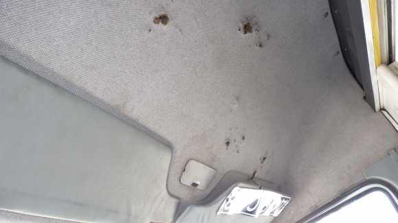 Волонтери з Кіровоградщини відправили на передову в АТО відремонтовану "швидку"... (фото 4)