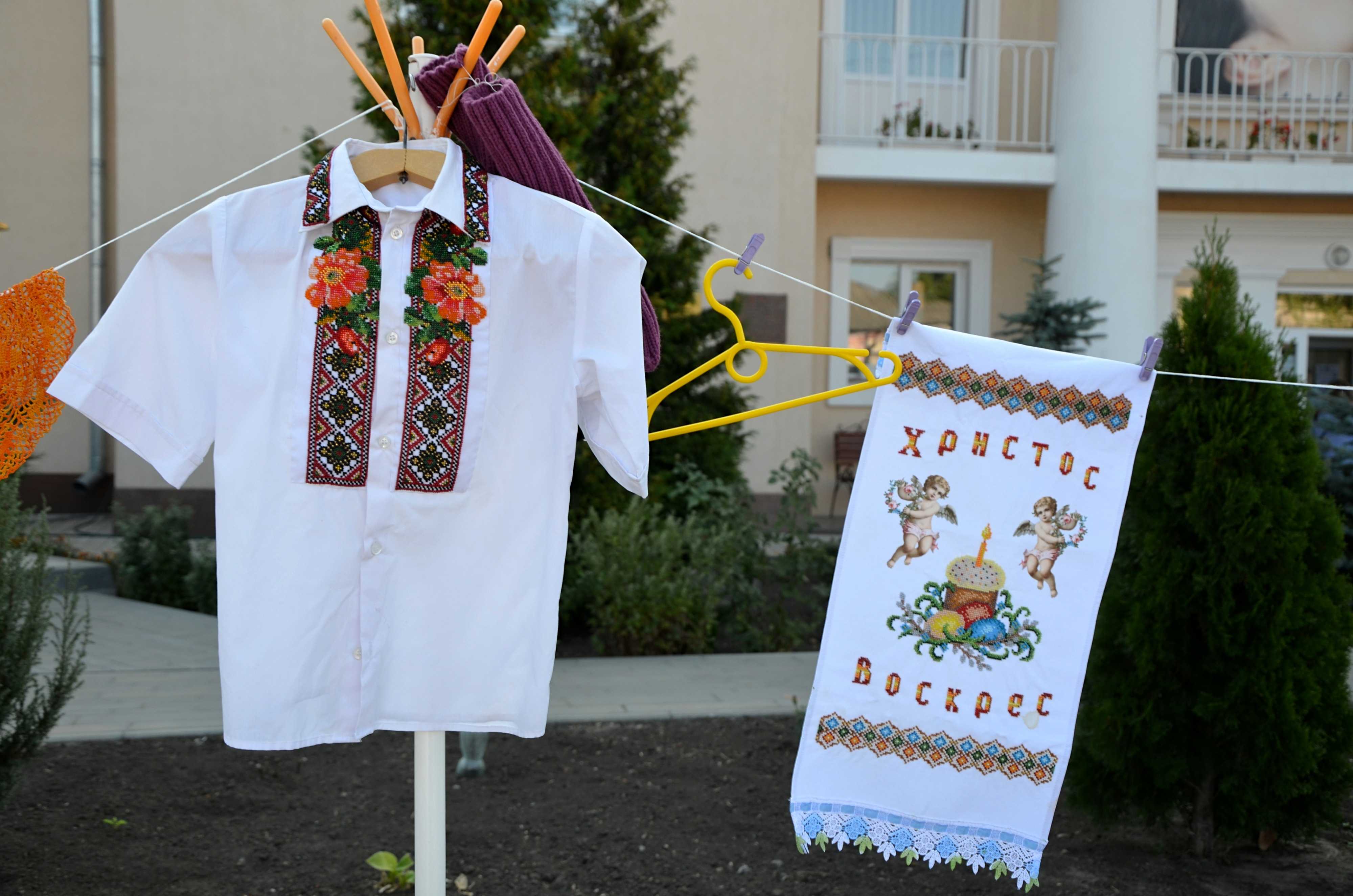 Картини, іграшки, дитячі речі: в кропивницькому пологовому будинку презентували виставку... (фото 11)