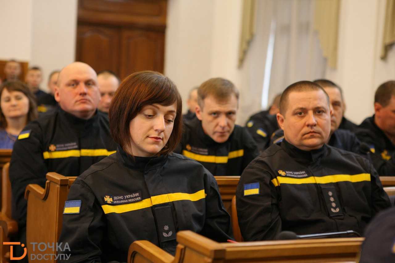 Рятувальникам Кіровоградщини вручили чотири нові пожежно-рятувальні автівки (ФОТО) (фото 5)