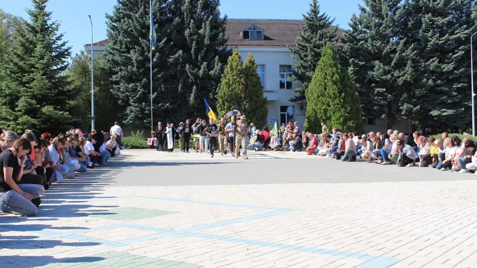 У Малій Висці попрощалися із загиблим захисником Олександром Ляшецьким