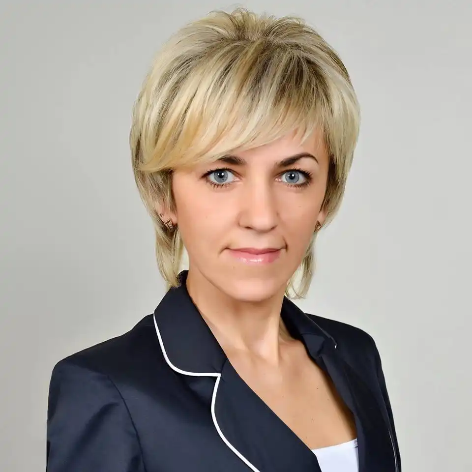 Анна Ніжнікова