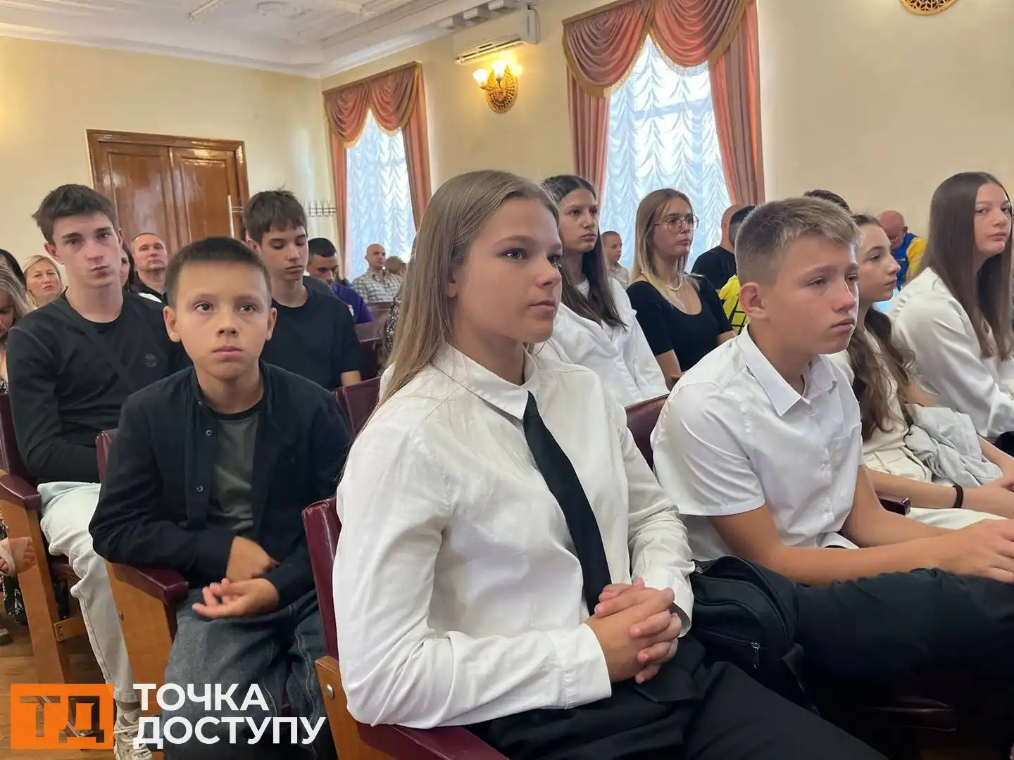 Вперше спортсменам до 18 років у Кропивницькому вручили гроші сертифікати