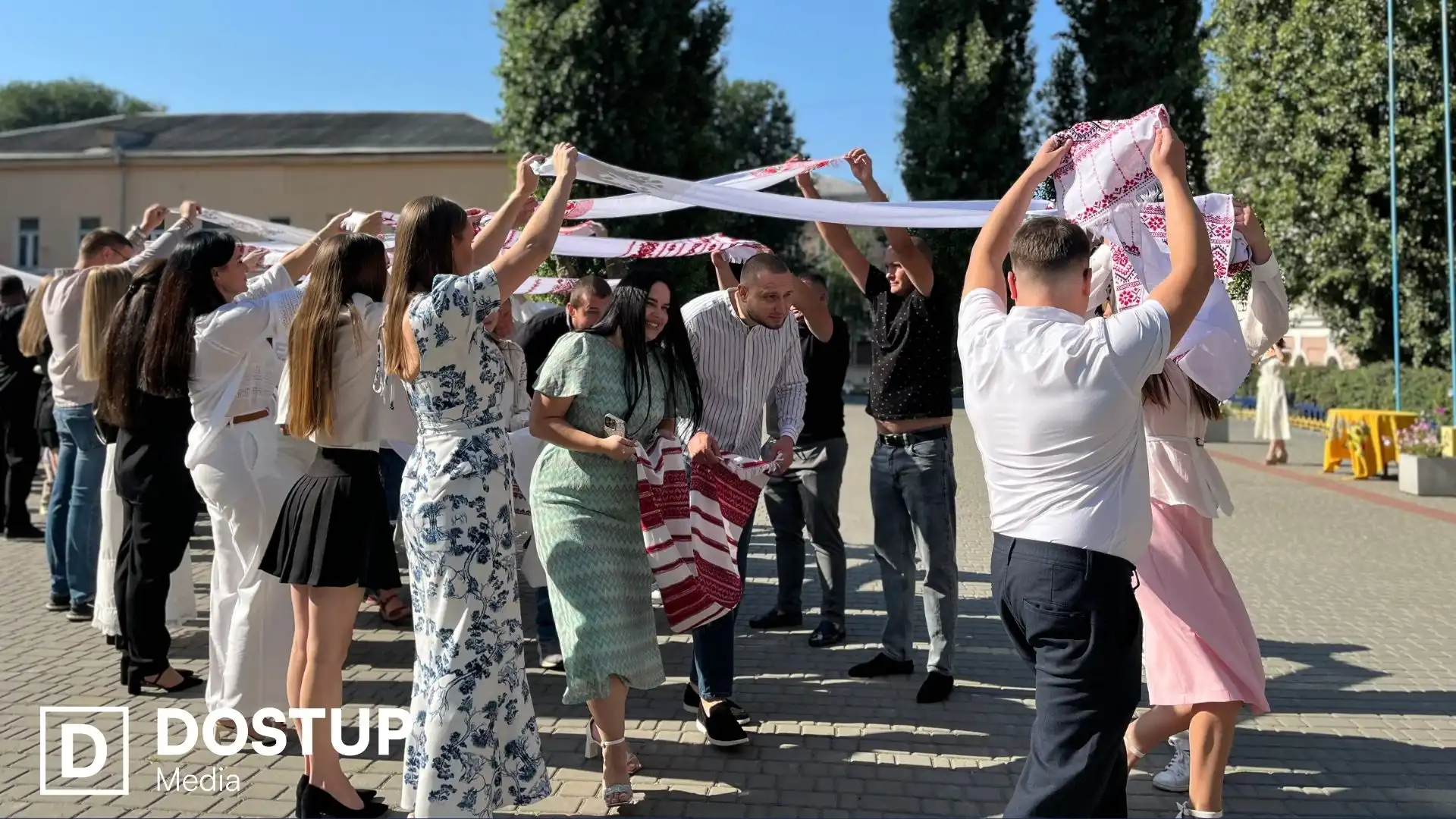Перший дзвоник у Кропивницькому: як школярі відзначили День знань (ФОТОРЕПОРТАЖ)