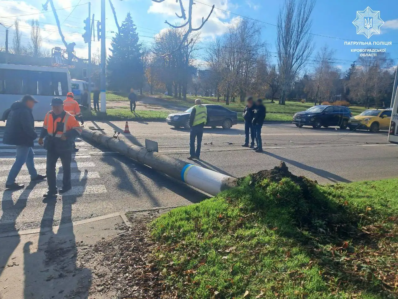 Обірвалися дроти на лінії: водій тролейбуса у Кропивницькому скоїв ДТП