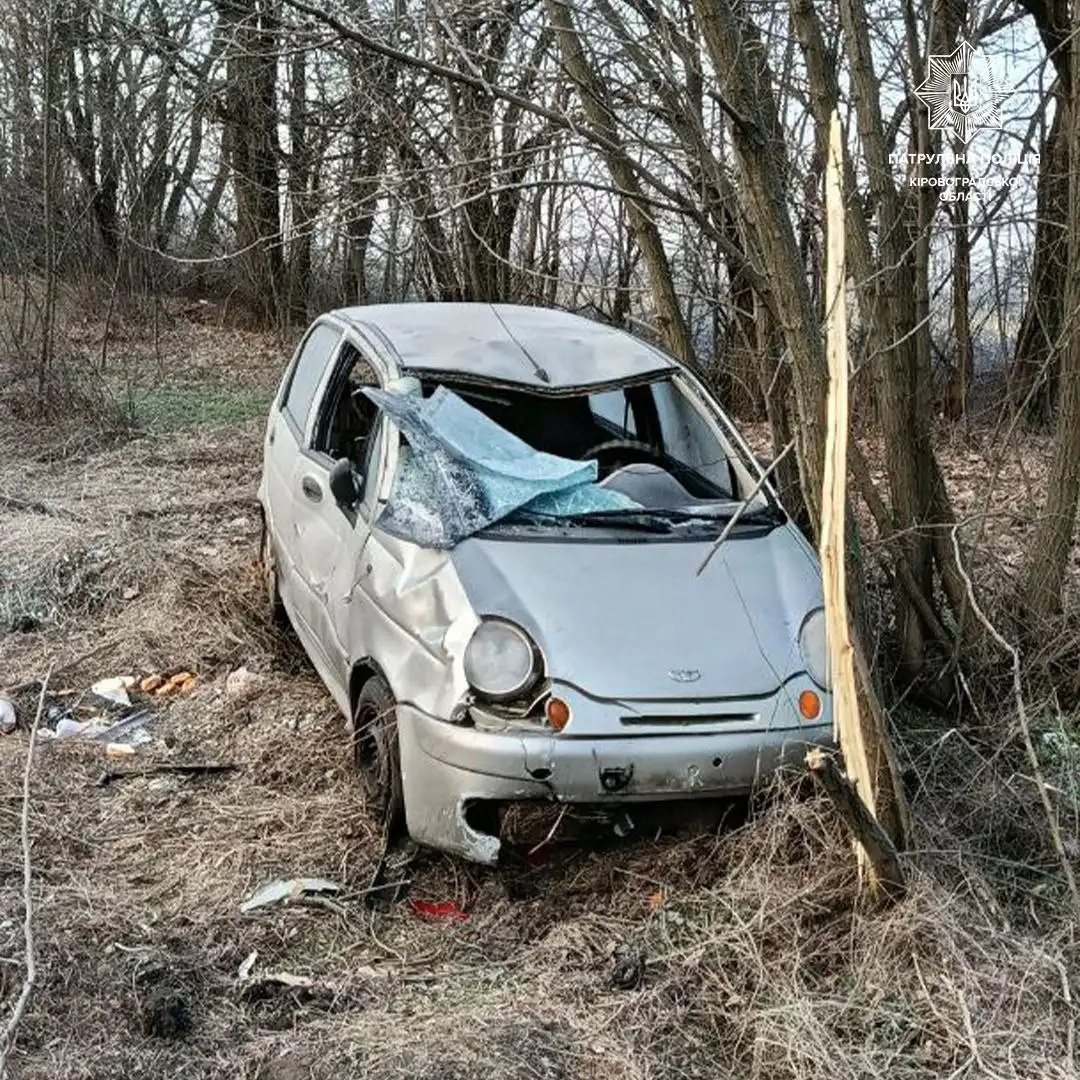 Перекинувся легковик