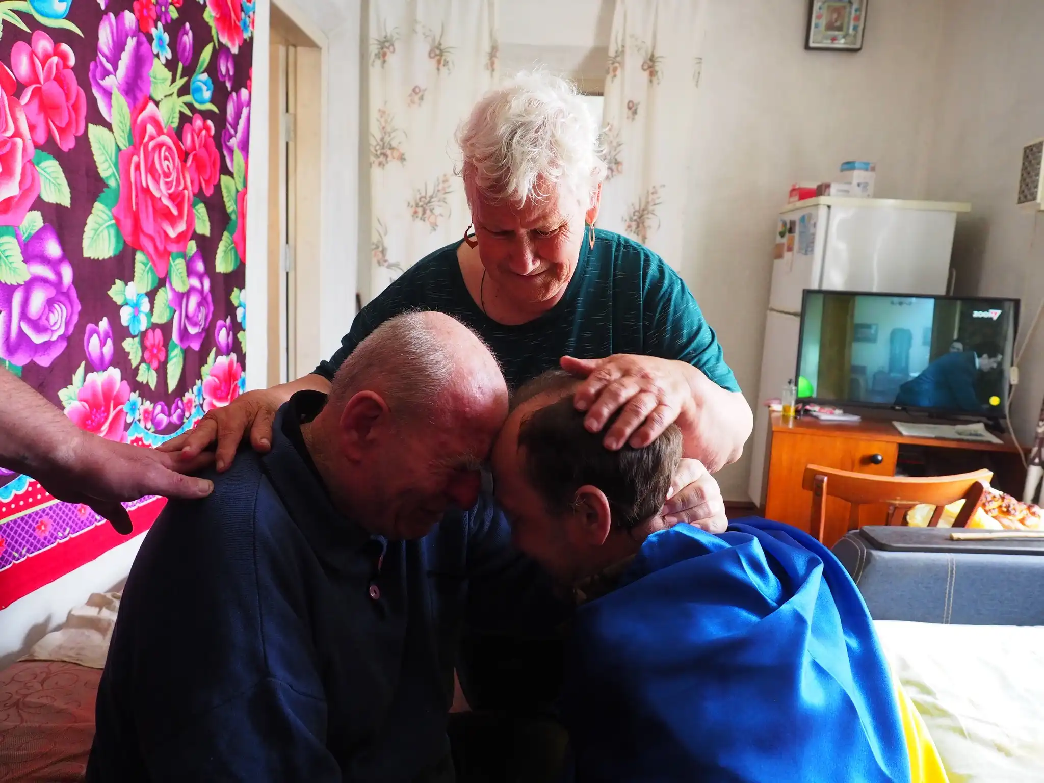 Звільненого з полону воїна Станіслава Паршегубу зустріли на Кіровоградщині