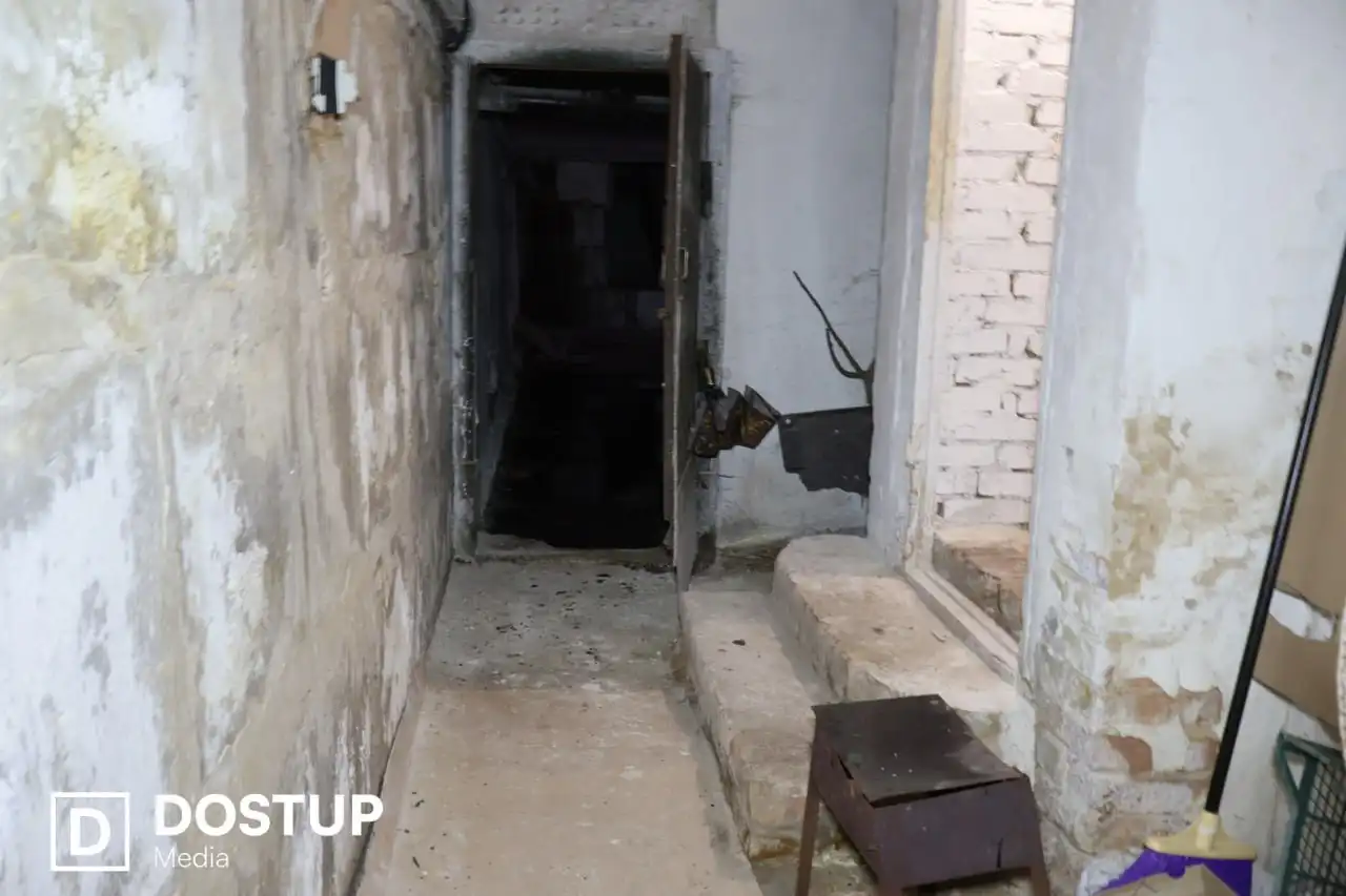 Затоплює каналізацією підвал будинку на Полтавській у Кропивницькому: що кажуть жителі та ЖЕО