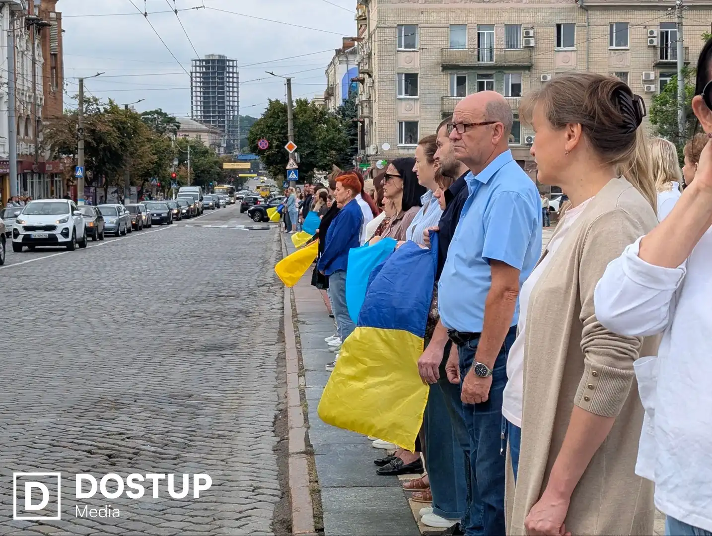 Хвилина мовчання на прощанні у Кропивницькому
