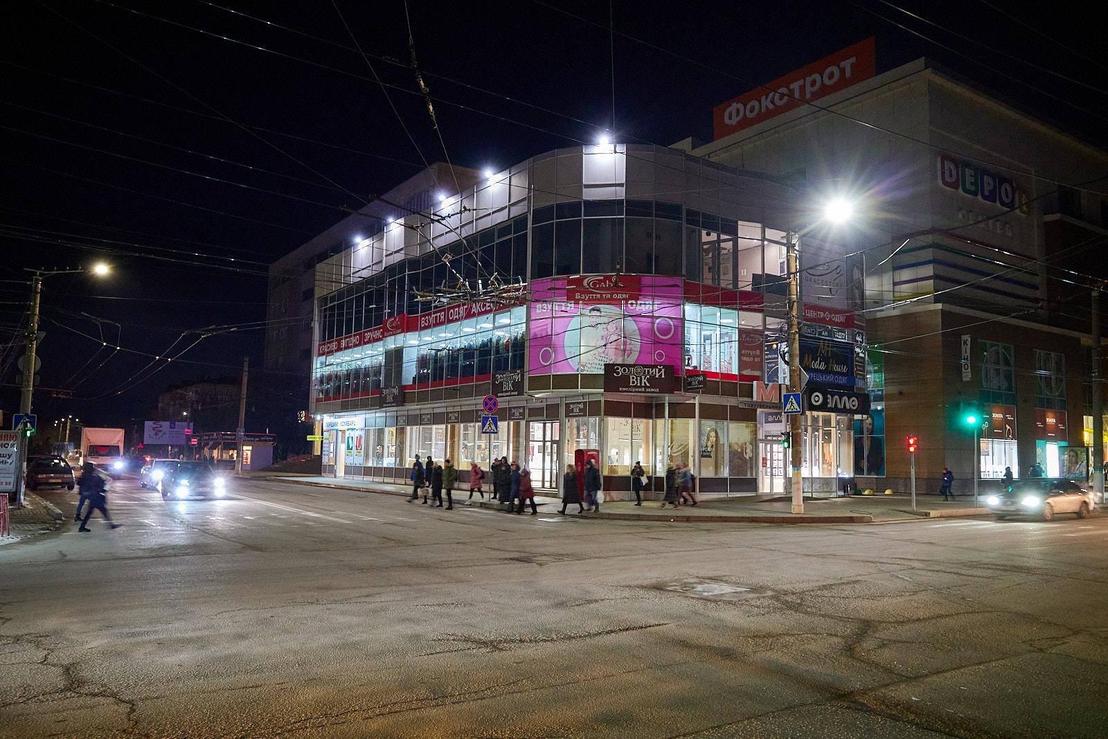 У Кропивницькому увімкнули вуличне освітлення