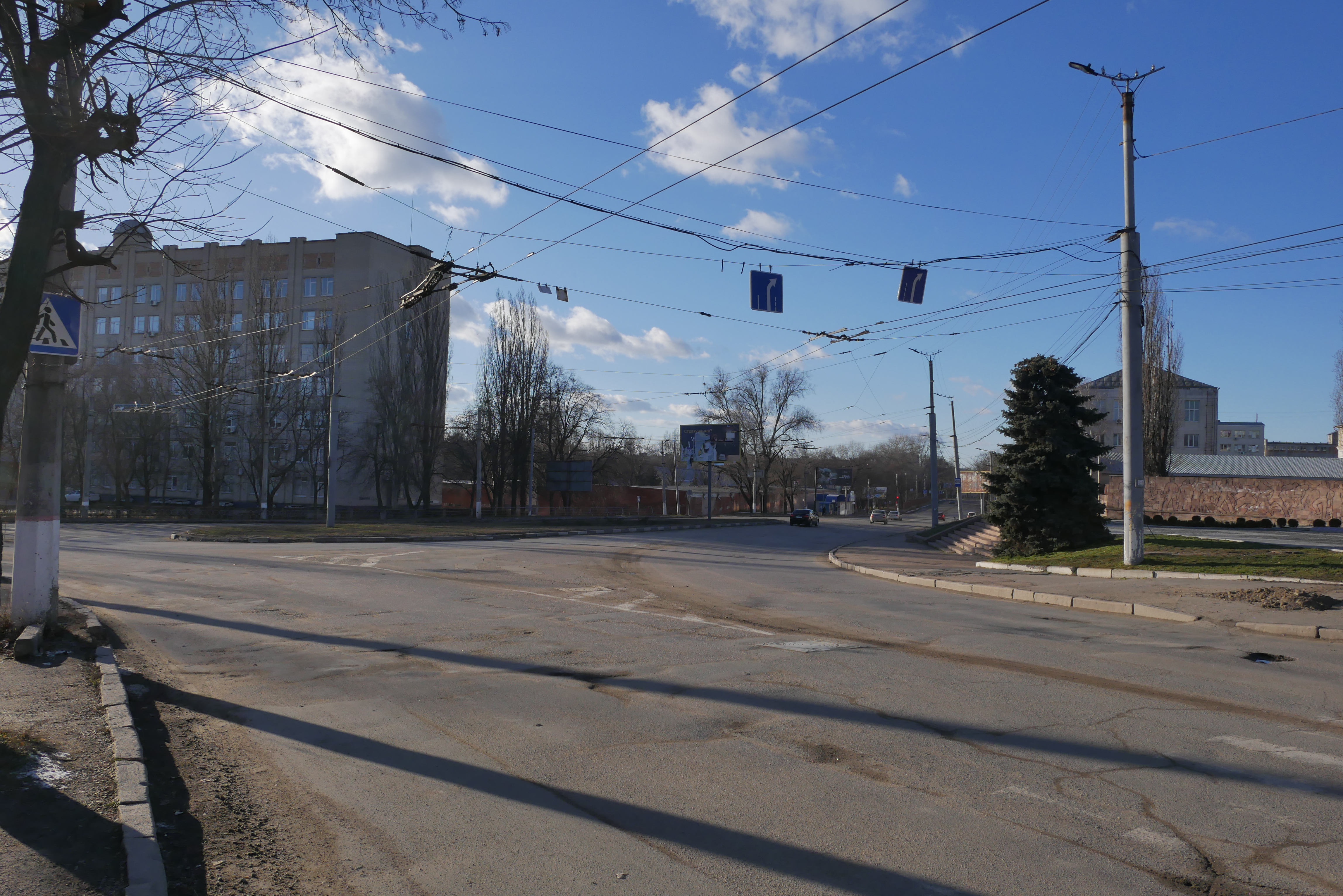 Перехрестя рівнозначних доріг у Кропивницькому