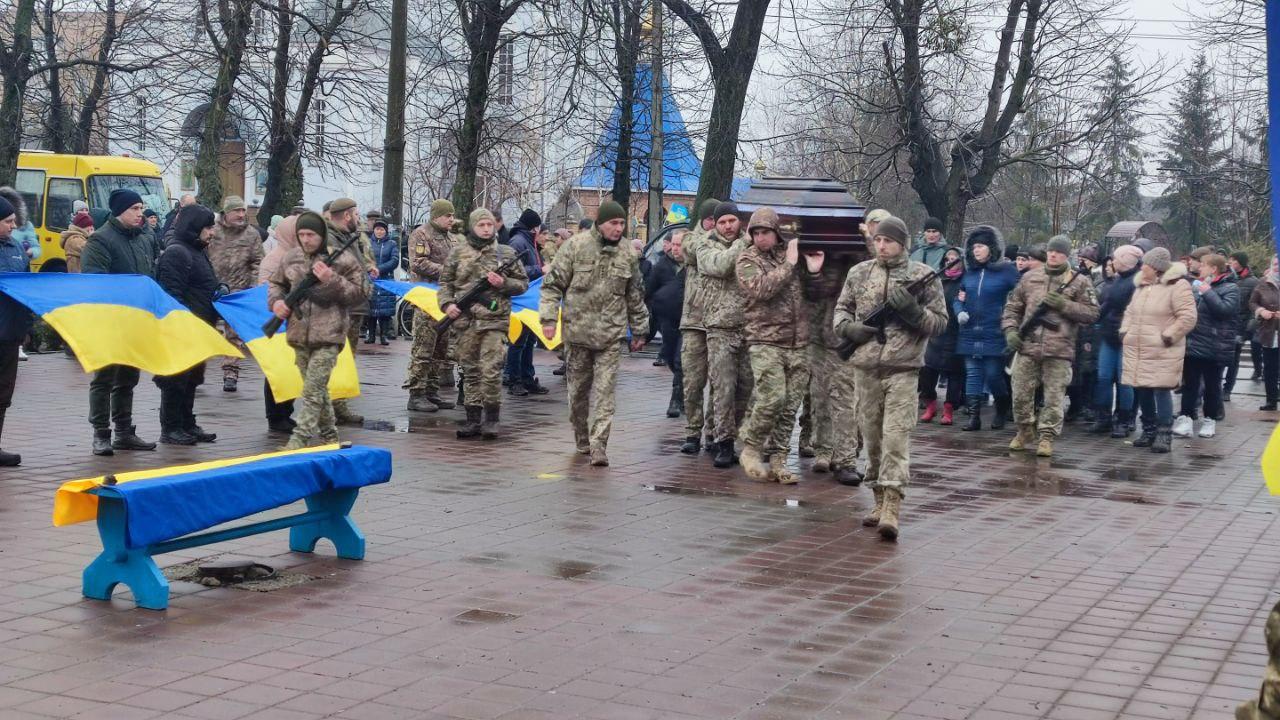 Прощання в Олекасндрівці