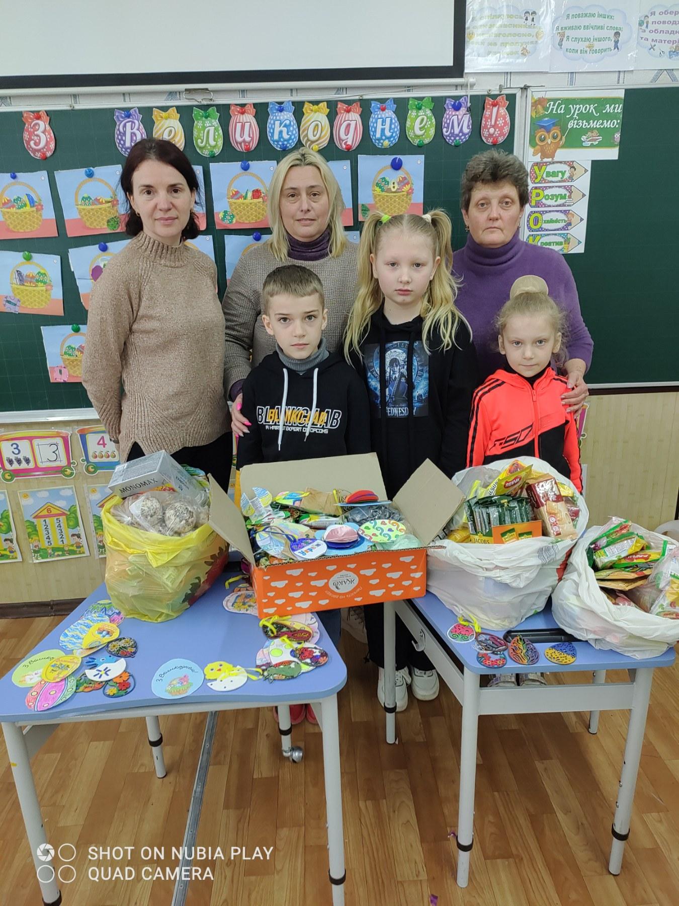 учні та вчителі