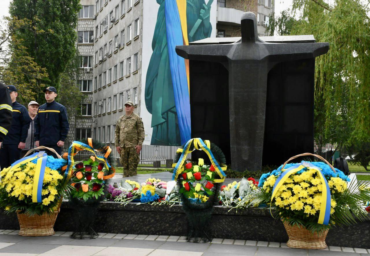 Пам'ятник Жертвам Чорнобиля Кропивнциький