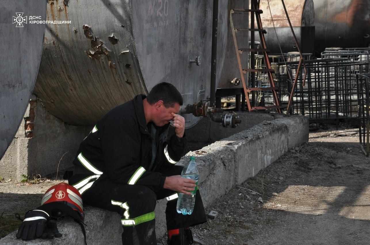 рятувальник загасив пожежу у Кропивницькому