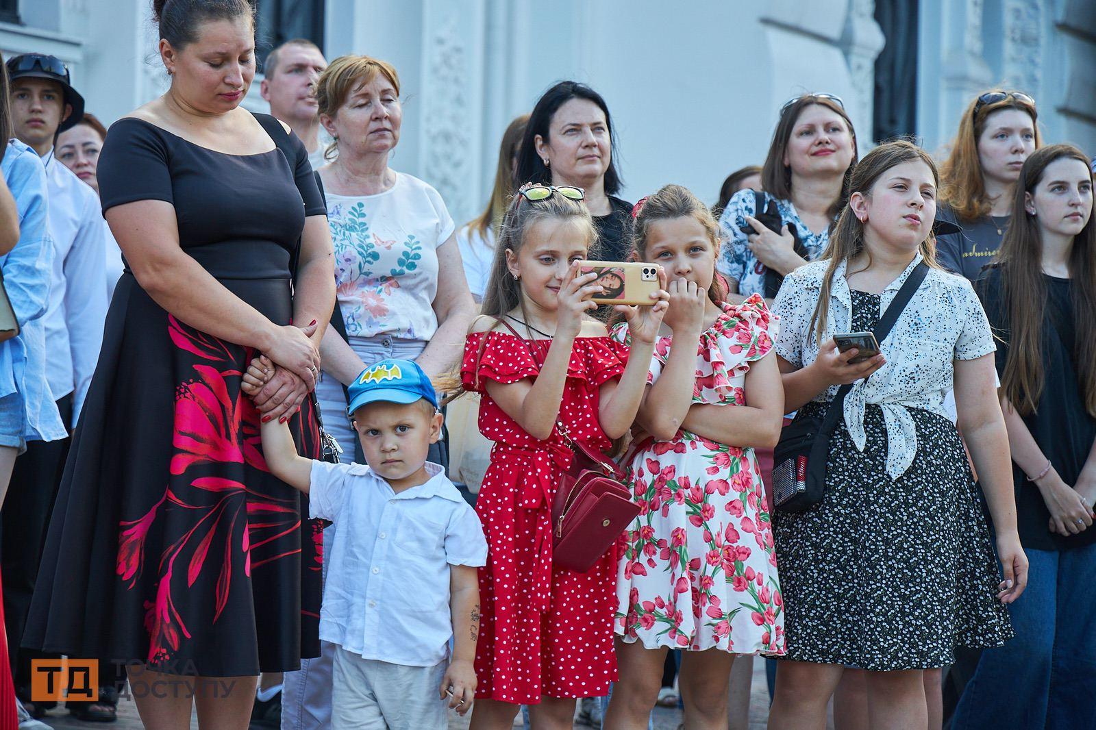 Підготовка випускного вальсу