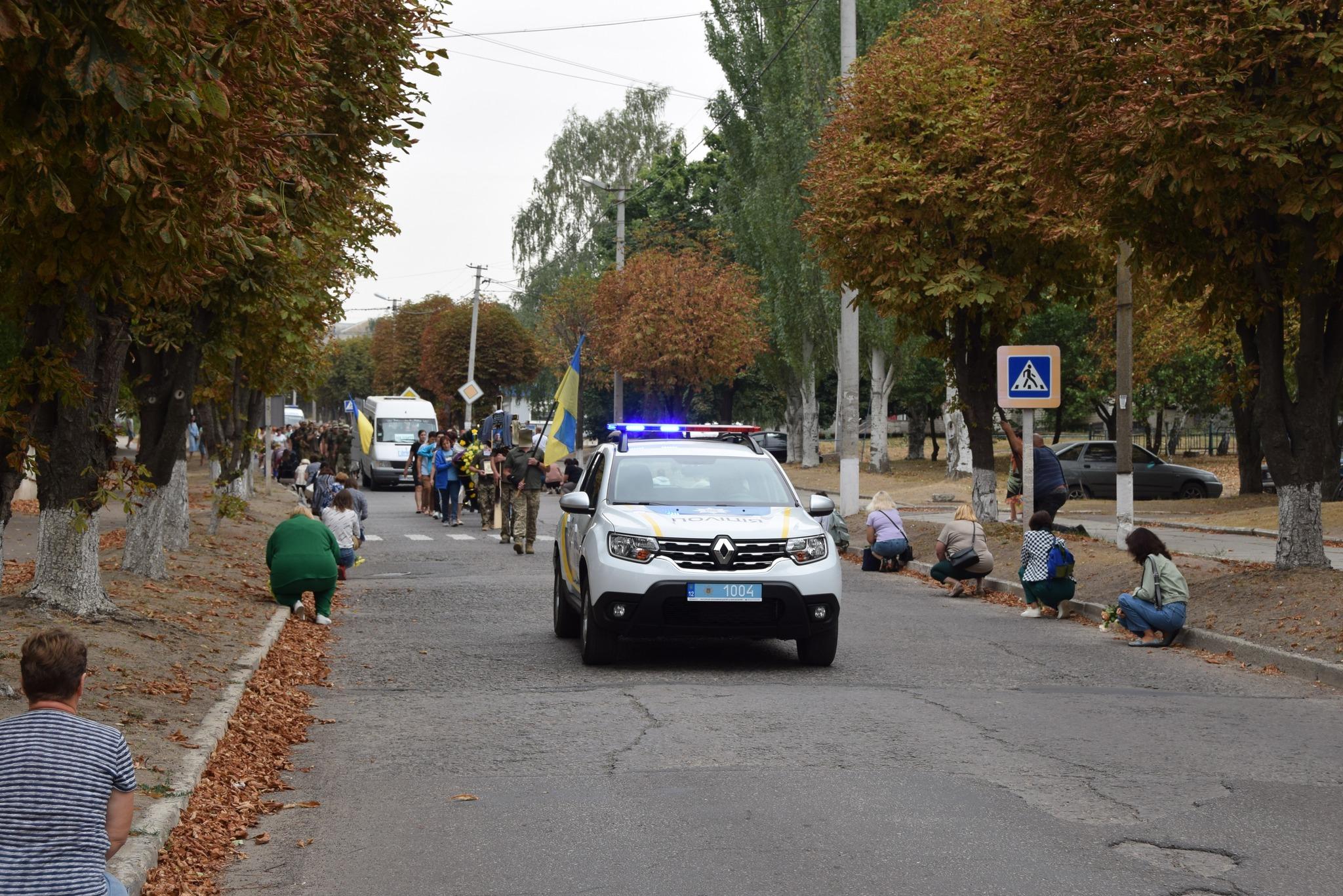 Поховання військового у Петрівській громаді