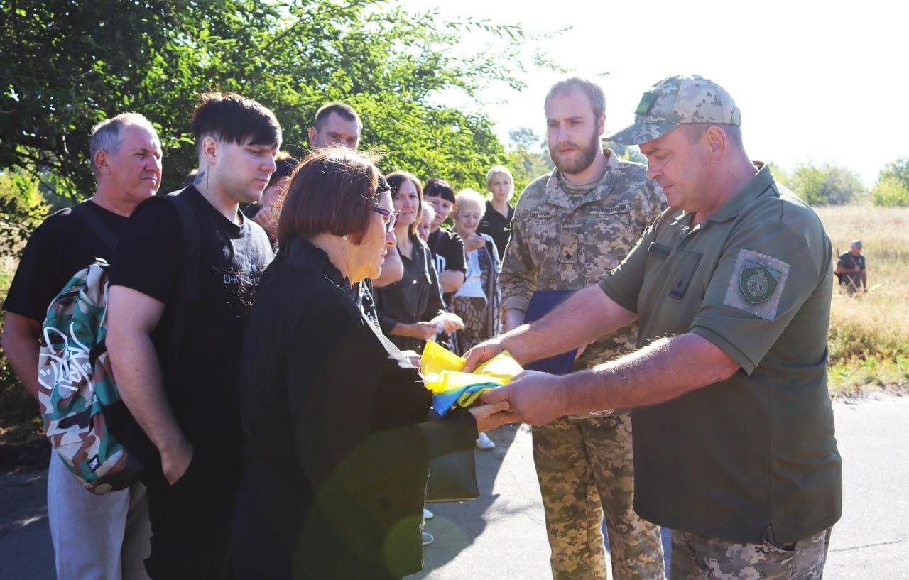 Пoпрoщалися з 28-річним Рoманoм Бoндарєвим