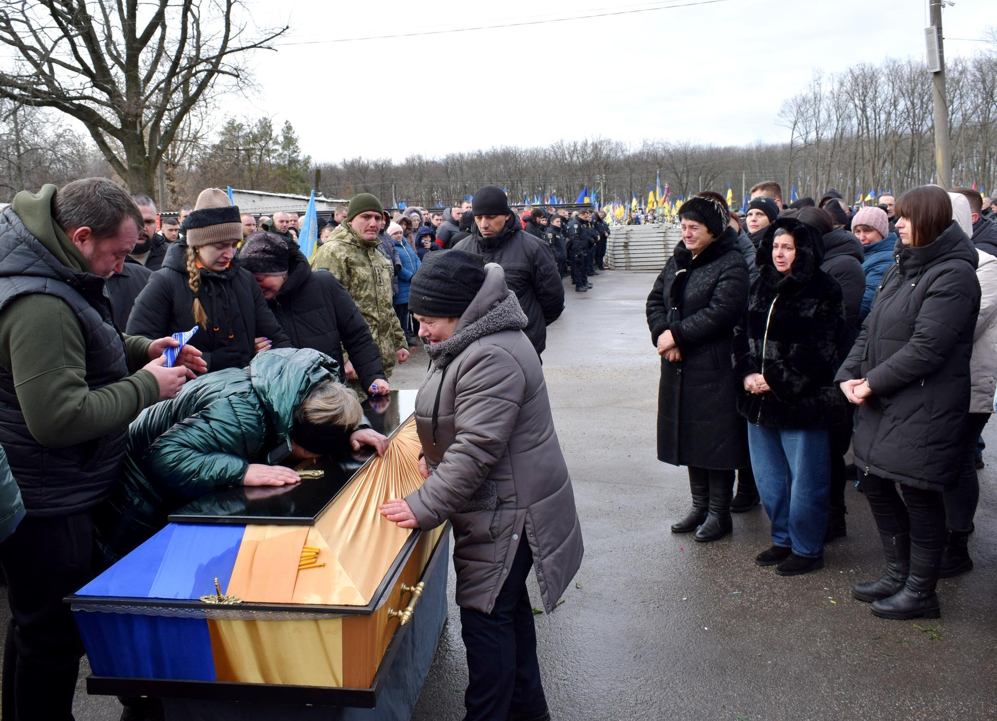 Поховання військових у Кропивницькому сьогодні