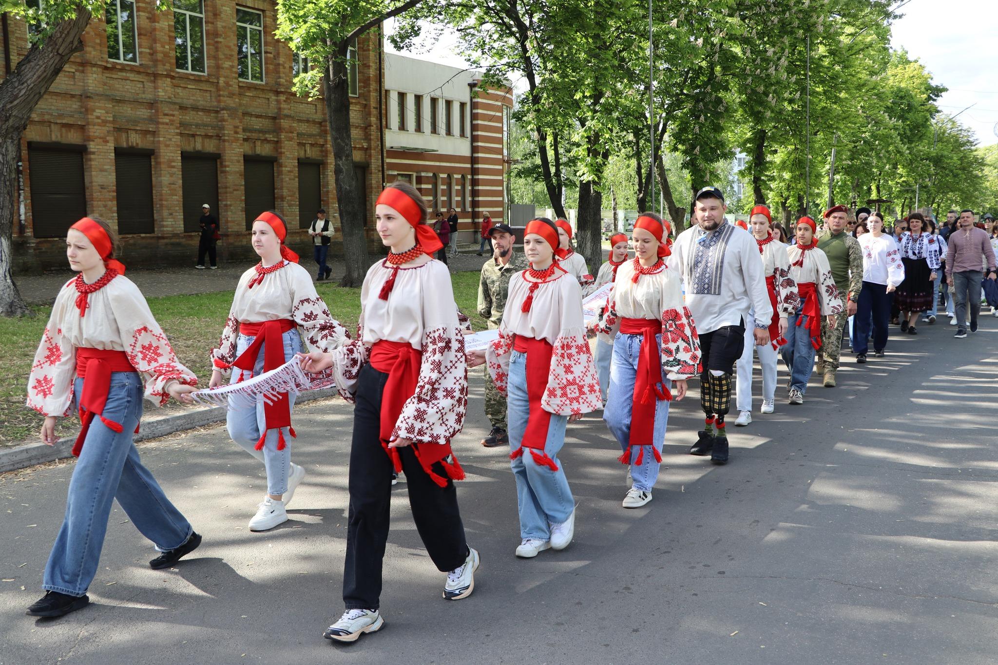 Вишиванки для дітей