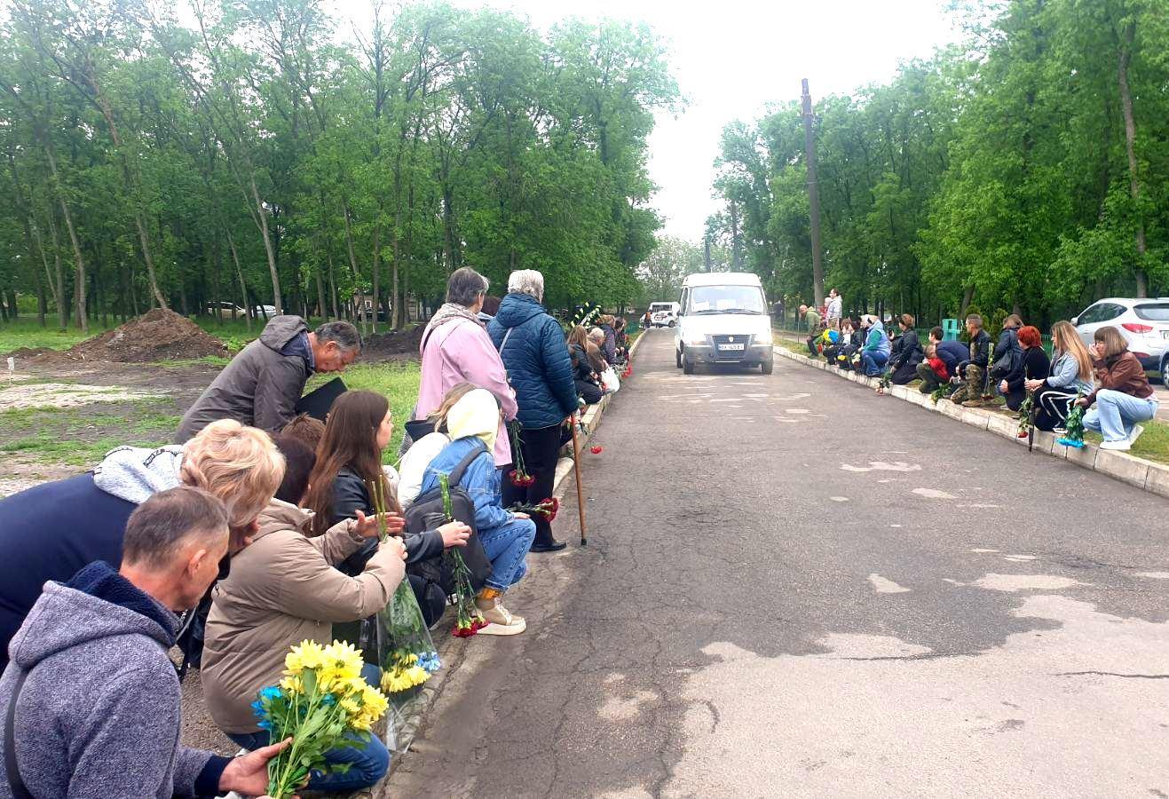 У Кропивницькому попрощалися із захисником Віктором Березою