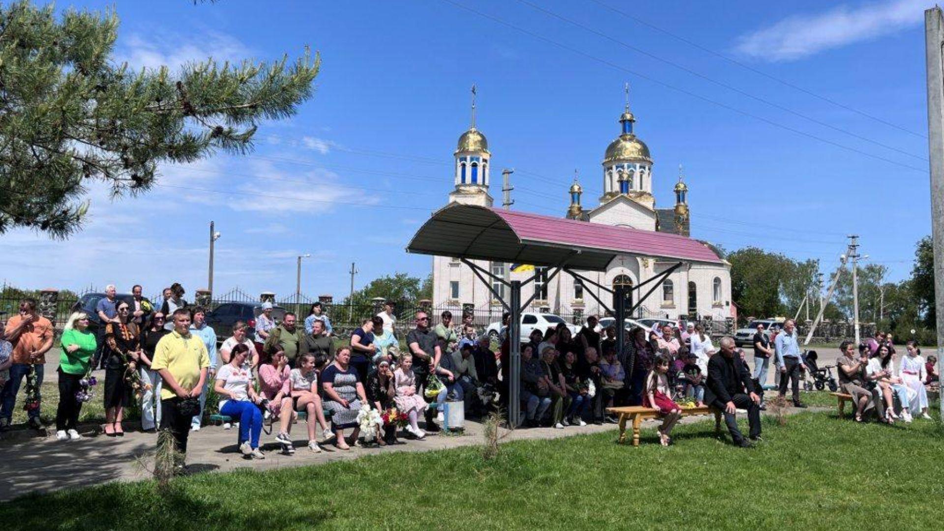 У Капітанівці відкрили Алею слави на честь загиблих захисників