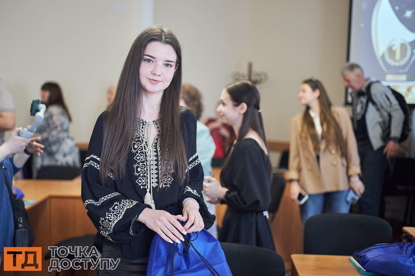 Обдарованих дітей Кропивницького відзначили почесними нагородами «Дитина року».