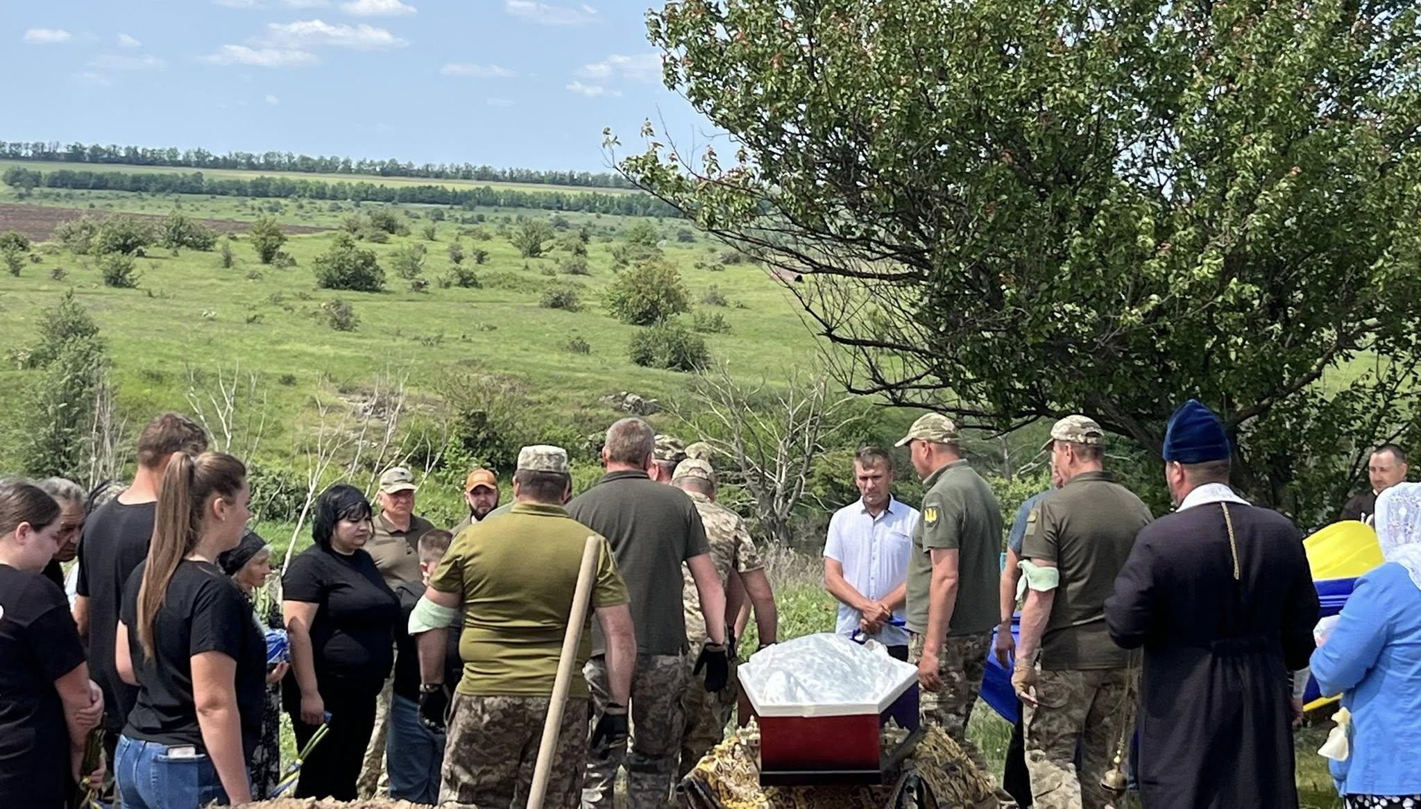 У громаді на Кіровоградщині попрощалися із полеглим воїном 