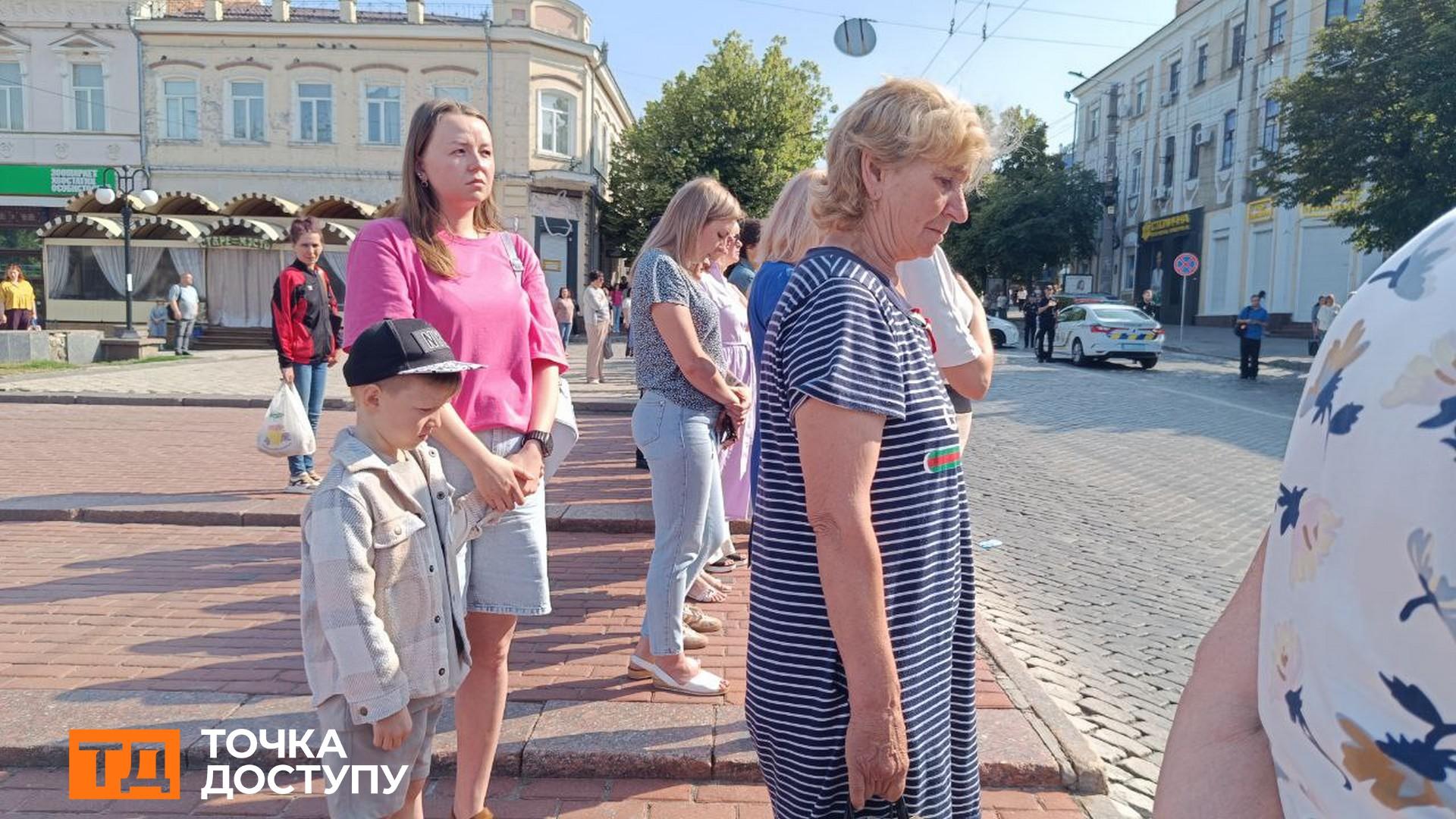 Траурний кортеж зупинився у центрі Кропивницького